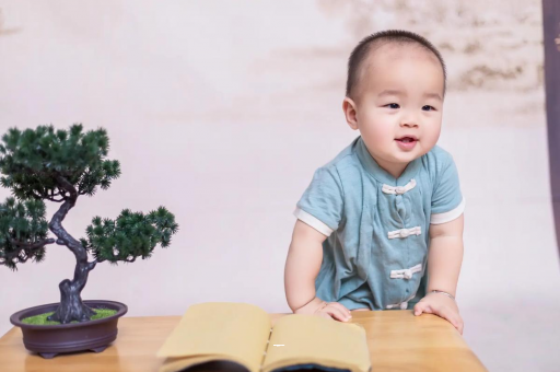 广州供卵代怀包生男孩宝宝戒奶要哭几个晚上