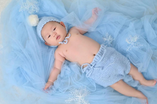 广州供卵代怀包生男孩孕妇晚上睡觉腰疼